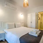 Londıa Alaçatı
