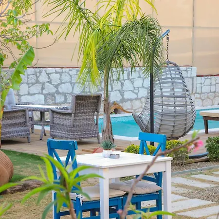 Отель Londia Алачати