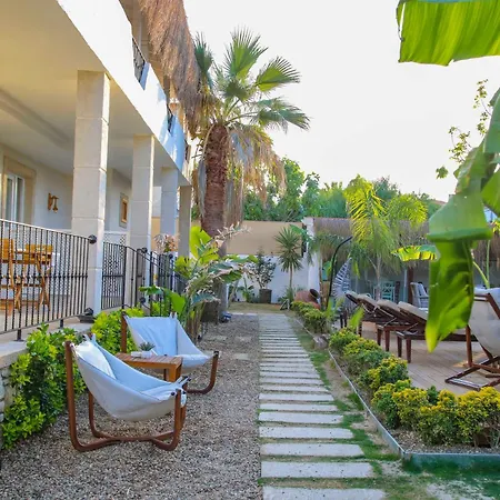 Hotel Londia *